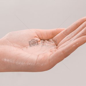 手剥巴旦木 500g - 三只松鼠股份